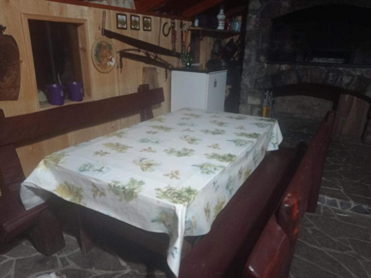 Apartamento Drago Kremenjas Delnice Exterior foto
