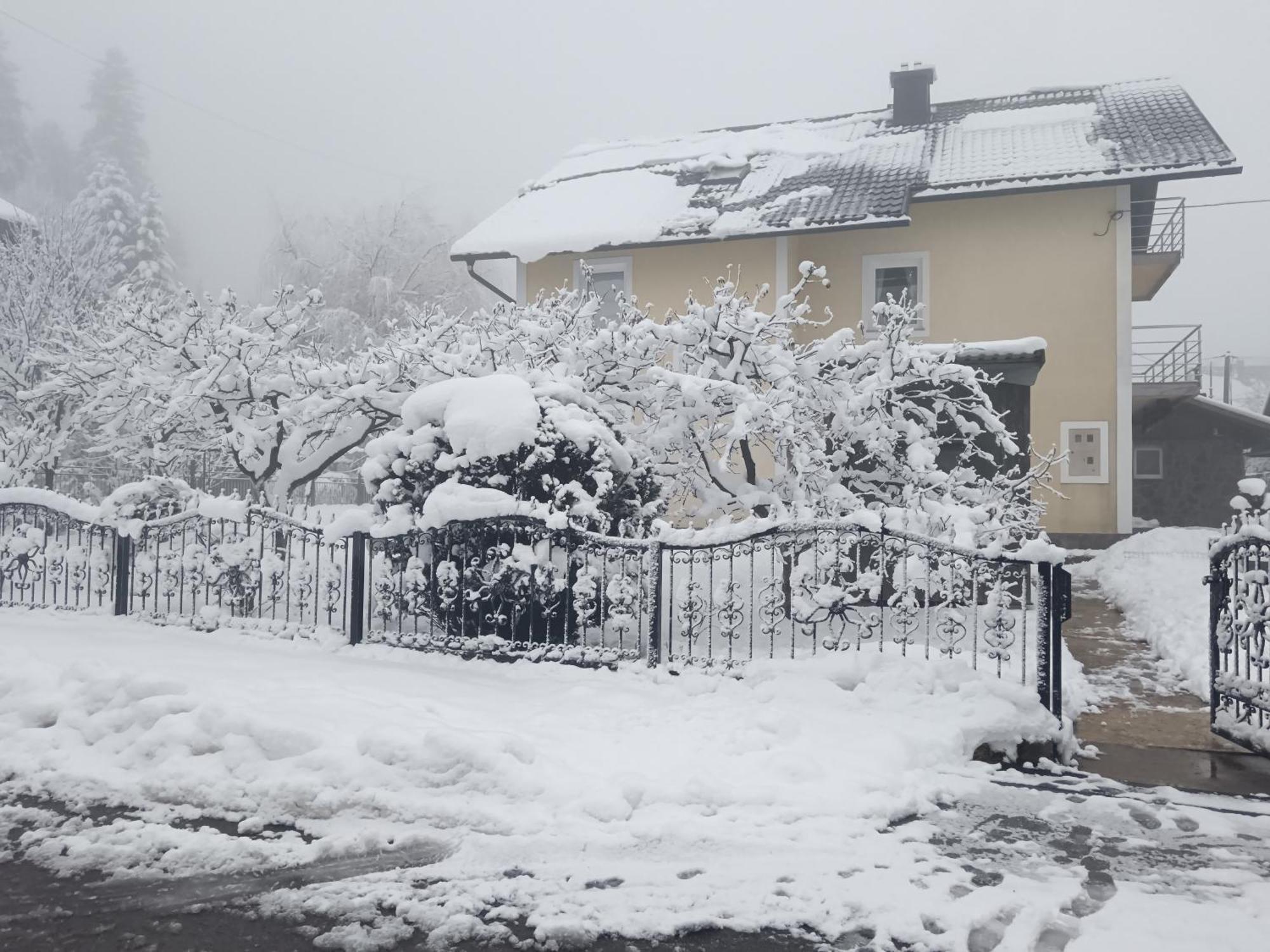 Apartamento Drago Kremenjas Delnice Exterior foto